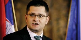 Protesta kundër Jeremiçit bashkon pushtetin dhe opozitën