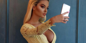Me kë po i kalon pushimet Kristin Prengaj? (Foto)