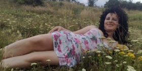Linda morina blen fustan, por shikoni çfarë bën më pas (Foto)