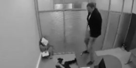 Fitoi lotarinë, burri bën një veprim aspak të dejtë kundër shefit të tij (Video)