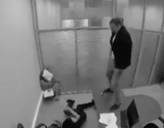 Fitoi lotarinë, burri bën një veprim aspak të dejtë kundër shefit të tij (Video)