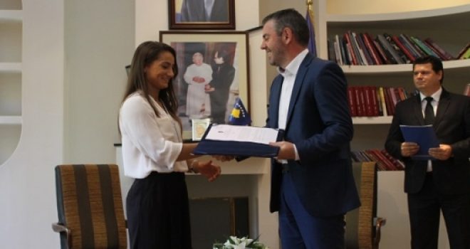 Kelmendi plot shpresë: Në Tokio besoj se do bëhem kampione e botës
