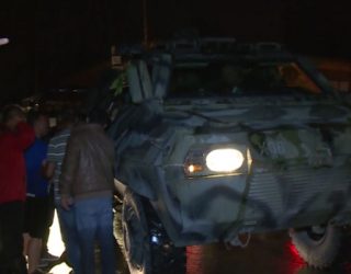 Përmbytet Shkupi, dyshohet për disa viktima (Video)