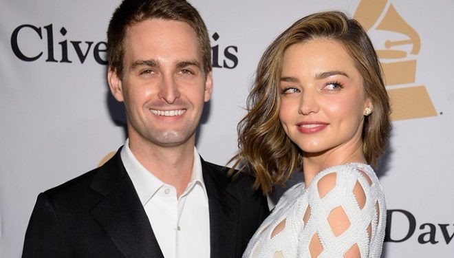 Miranda Kerr tejet e dashuruar me të dashurin miliarder (Foto)