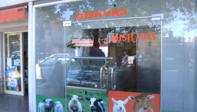 Tronditet tregu i mishit – Sëmundja e gjedhit mbyll një pjesë të thertoreve, verilindja më e rrezikuara