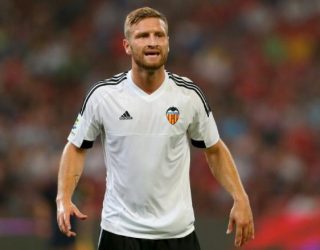 Mustafi drejt Arsenalit, Valencia gjen zëvendësuesin e shqiptarit