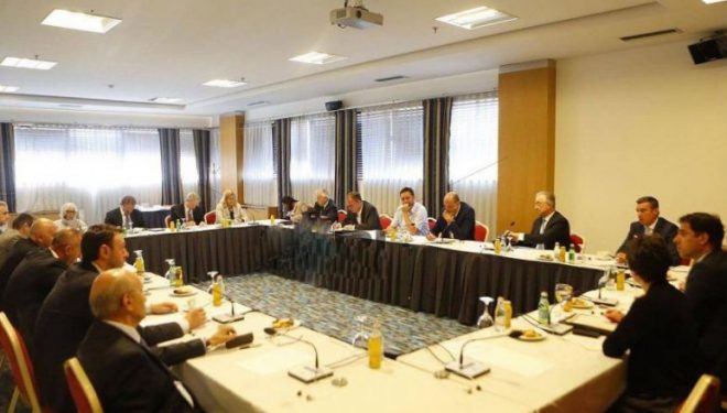 Analistët mirëpresin rolin e ambasadorëve të Quint-it për demarkacionin