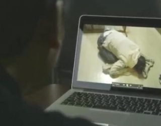 Gruaja ishte gjithmonë e lodhur, burri vendosë ta shohë se çfarë bën ajo gjatë ditës dhe ja çfarë sheh (Video)