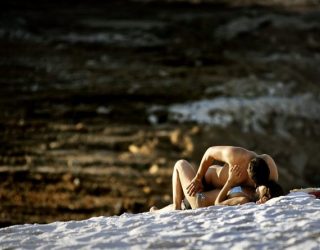 Kolegu i punës më çoi në qiellin e shtatë kur ishim në plazh