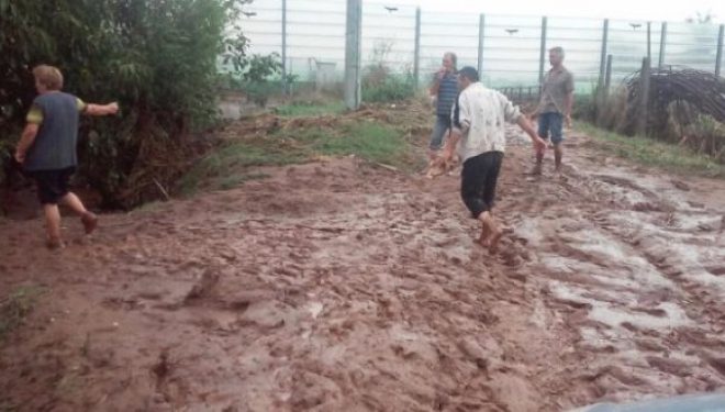 Heroi që shpëtoi mbi 3 mijë njerëz nga vërshimet në Maqedoni (Foto)