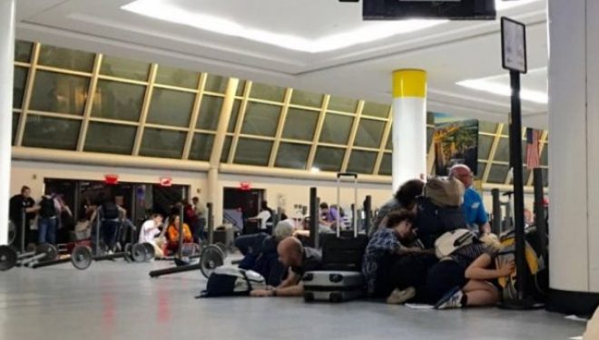 Të shtëna armësh në Aeroportin e New York-ut, evakuohen mijëra pasagjerë