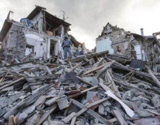 Mediat italiane: 5 shqiptarë të plagosur nga tërmeti