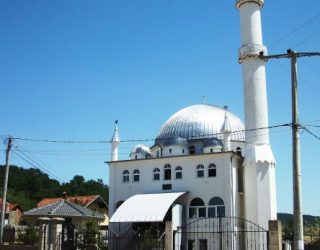 Haziri dënon sulmin ndaj xhamisë në Velekincë