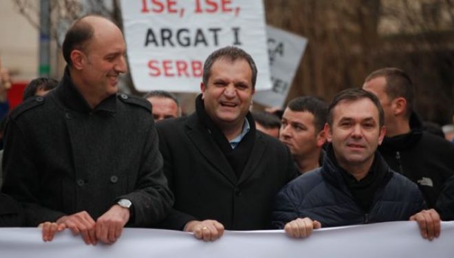 Deputetja e Vetëvendosjes: PDK e LDK fatkeqësi për Kosovën