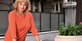 Aktorja serbe hap restorant në Shqipëri (Foto)