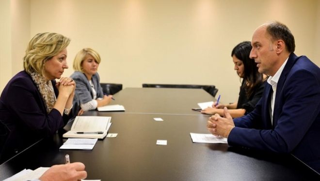 Ymeri: Kosovës i duhet kurs tjetër politik për rrugën e sovranizimit