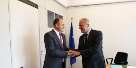 Hoxhaj takim me Avramopolous: Liberalizimi i vizave së shpejti