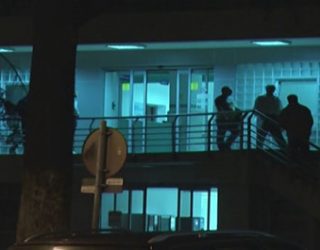 Vdes i ndaluari nga policia, kishte probleme me zemrën, humbi jetën në spital