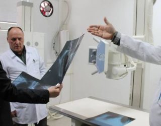 Ministria e Shëndetësisë: Do të vazhdojmë ndihmën për 3-vjeçarin nga Podujeva