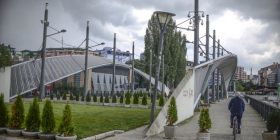 Ende nuk po i binden hapjes së urës