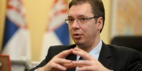 Vuciq: Serbët duhet të rikthehen në Kosovë