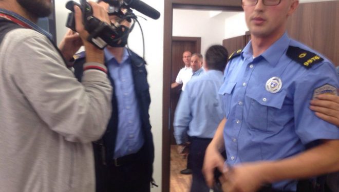 Protestë në stacionin e autobusëve në Prishtinë (Foto)