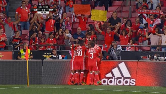 Benfica kalon 3-1 Bragën dhe ngjitet në krye