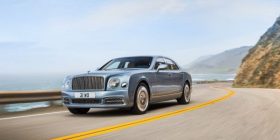 Bentley prezanton supermodelin e 2017-ës (Foto)