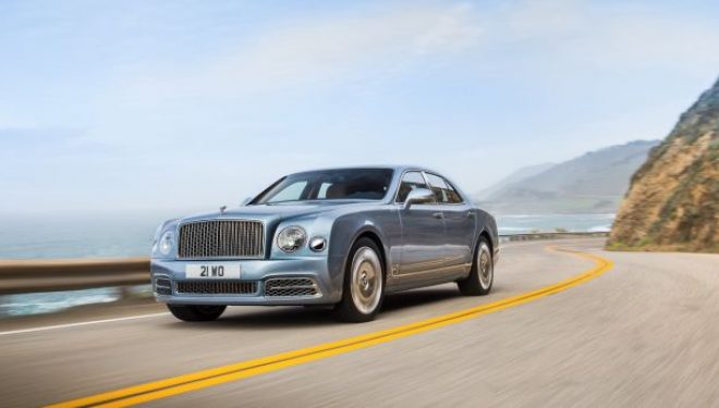 Bentley prezanton supermodelin e 2017-ës (Foto)