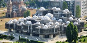 “Mrekullia” e arkitekturës moderne në Kosovë