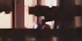 Serbët nuk përmbahen, seks në ballkon (VIDEO +18)