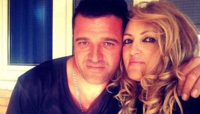 Safetja i bën bashkë burrin e ri dhe vajzat e ish burrit të ndjerë (Foto)