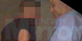 Skandali, deputeti britanik kapet “mat” me dy meshkuj (Foto)