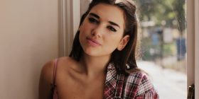 Dua Lipa jashtëzakonisht provokuese (Foto)
