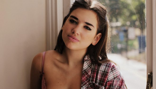 Dua Lipa jashtëzakonisht provokuese (Foto)