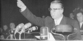 Kur ia përmendën Kosovën, Enver Hoxha qau dhe tha fjalët që Shqipëria i mbajti sekret: Është Kosova, prandaj është edhe Shqipëria… vetëm mbi trupat e tyre, mund të sulmohemi!
