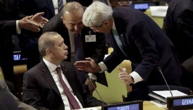 A është kaq i fuqishëm Erdogan, të gjithë i shkuan te tavolina për ta përshëndetur (Foto)