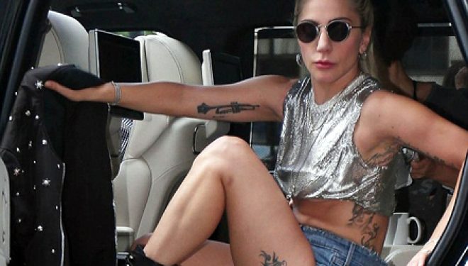 Veshja e mëngjesit e Lady Gaga (Foto)