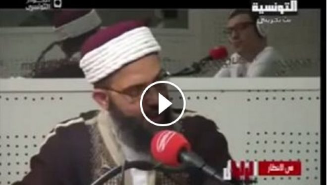 Ja si provokohet një hoxhë sikur ka tërmet në një emision live (Video)