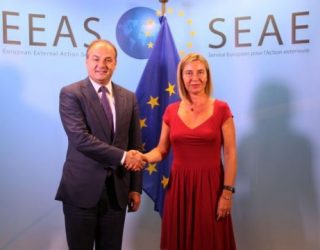 Hoxhaj e Mogherini flasin për dialogun, më shumë presion ndaj Serbisë për zbatimin e marrëveshjeve me Kosovën