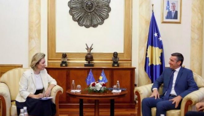 Veseli-Apostolovës: Do t`i kryejmë të gjitha obligimet për rrugëtimin drejt BE-së