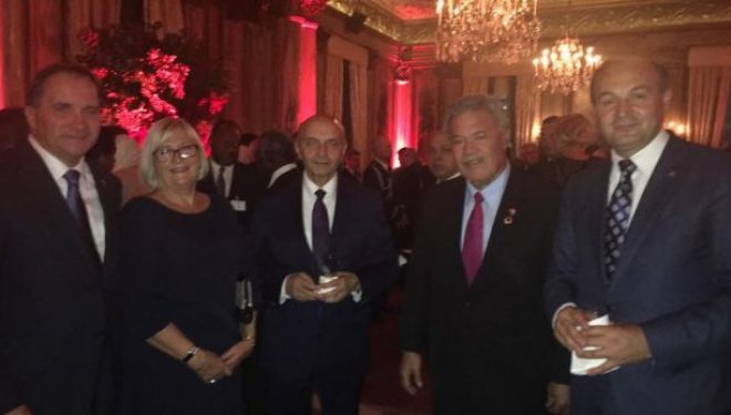 Mustafa e Hoxhaj në pritjen e Presidentit Obama (Foto)