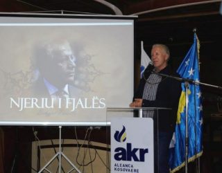 Pacolli: Vetëm rinia mund ta shpëtojë Kosovën nga keqqeverisja