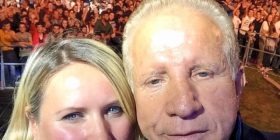 Pacolli: 15,000 njerëz në festën time të Facebook’ut (Foto)