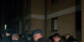 Banorët e objektit banesor në “Dardani” nën qiell të hapur, kërkojnë dorëheqjen e Shpend Ahmetit