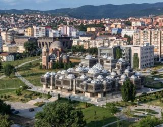 “The Guardian”: Prishtina në mesin e qyteteve me madhështore në Evropë (Foto)