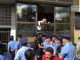 Policia: Gjatë aksionit në lagjen “Dardania” u lëndua një polic dhe dhjetë persona u arrestuan