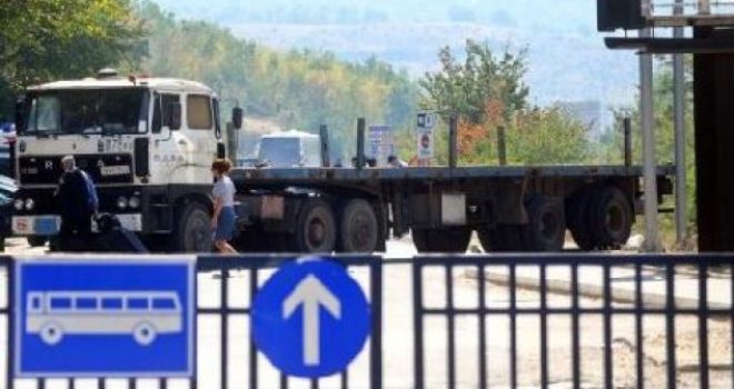 Kosova kërcënon e nuk vepron për reciprocitet me Serbinë