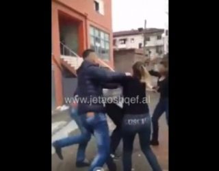 Vajzat masakrojnë djalin në Elbasan, reagon policia: Ja e vërteta (VIDEO)