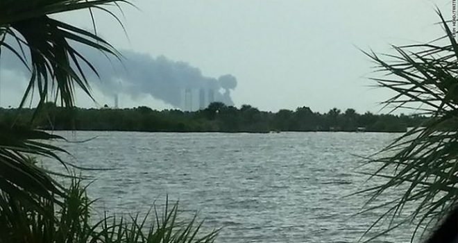 Shpërthimi nga SpaceX dëmtoi një satelit të gjigantit Facebook (Video)